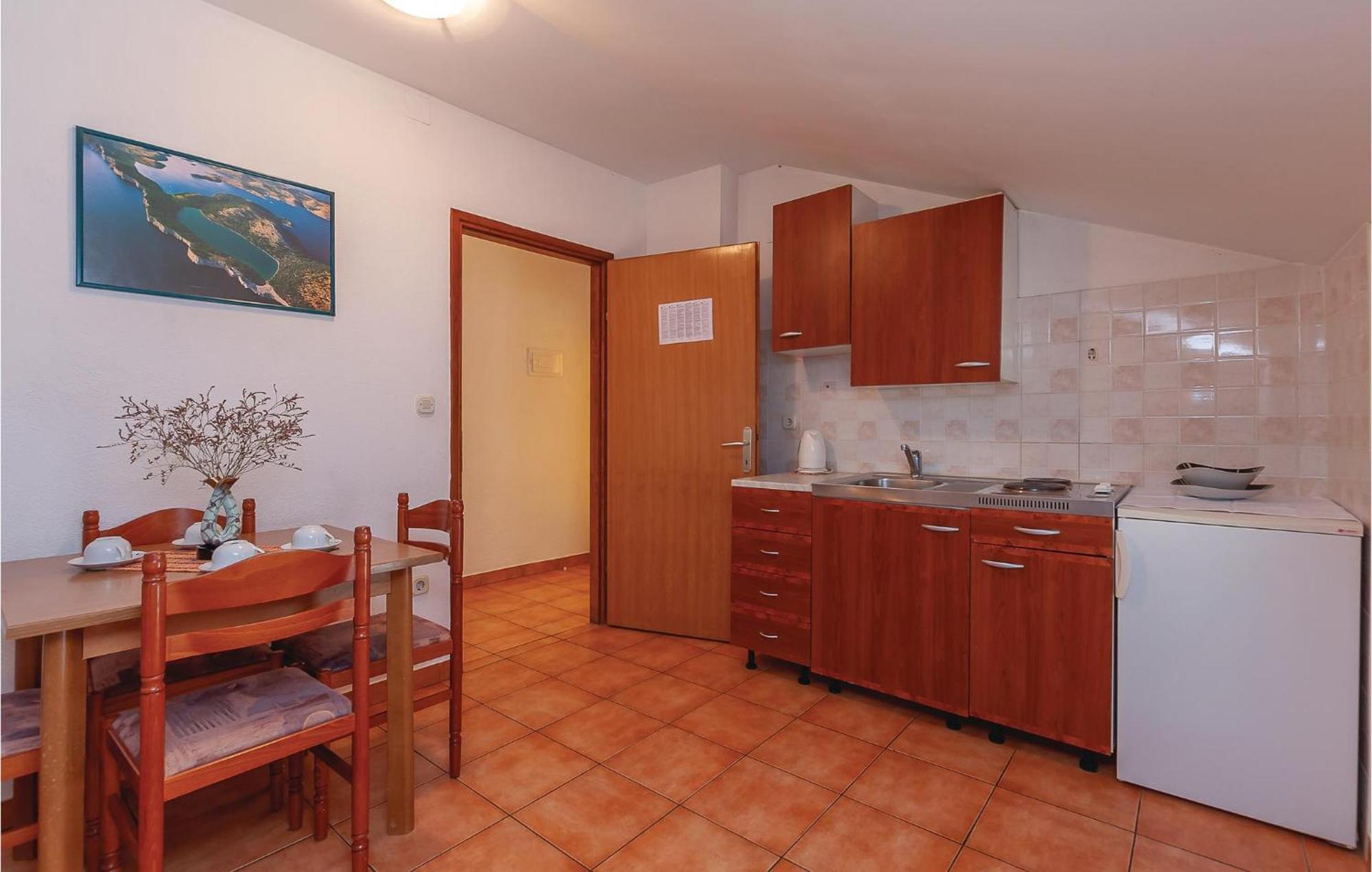 Gorgeous Apartment In Tisno With Kitchen Buitenkant foto